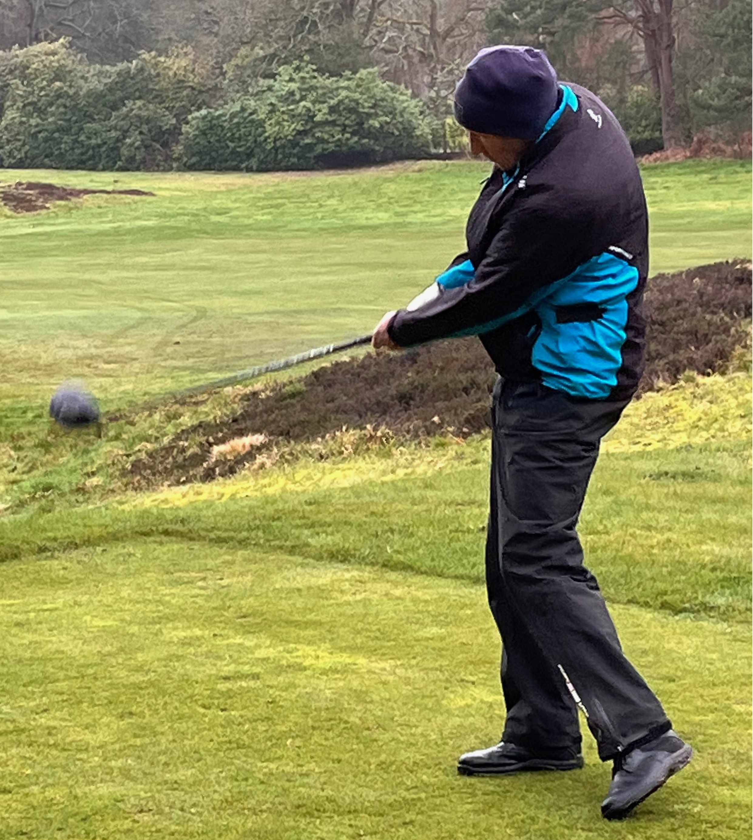 Captain Ian Senior drives off 2023